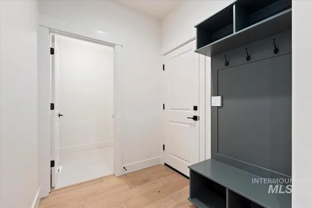 $579,880 | 6538 East Lucy Drive, Eagle, ID 83714