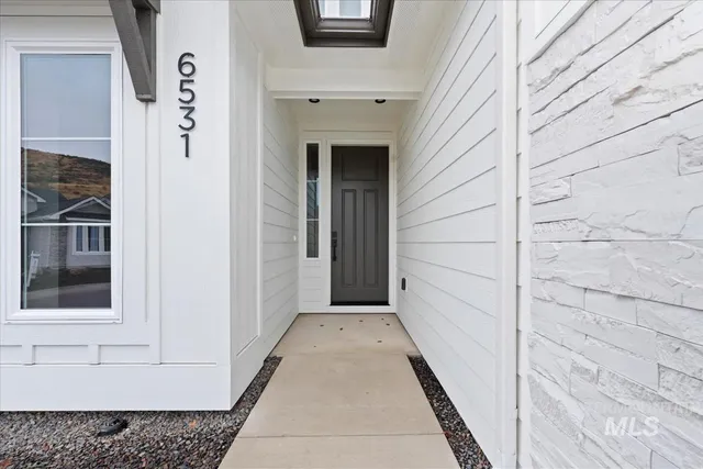 $579,880 | 6538 East Lucy Drive, Eagle, ID 83714