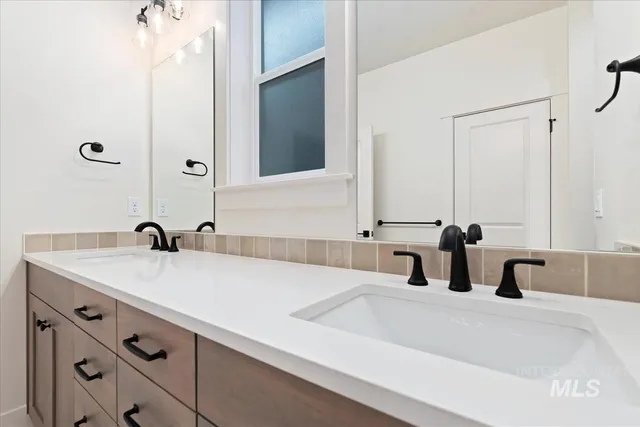 $579,880 | 6538 East Lucy Drive, Eagle, ID 83714