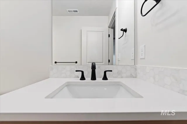 $579,880 | 6538 East Lucy Drive, Eagle, ID 83714