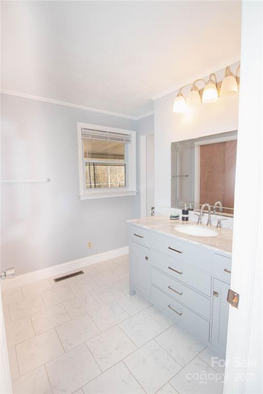 602 5th Street Southwest Conover, NC 28613 - Photo 18 of 24 Gallery Image 18