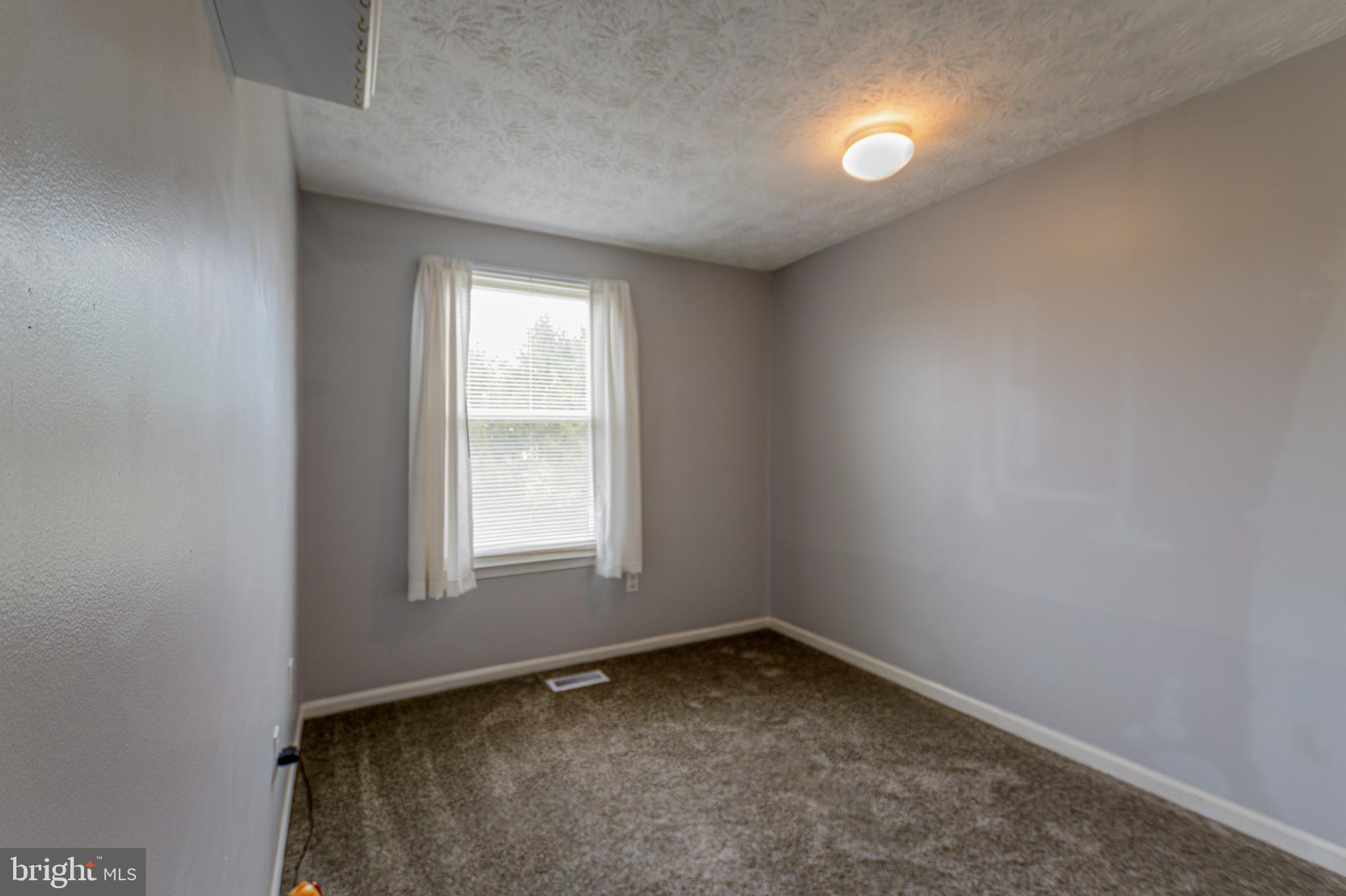 20 Greenleaf Road Baltimore, MD 21234 - Photo 17 of 32 Gallery Image 17