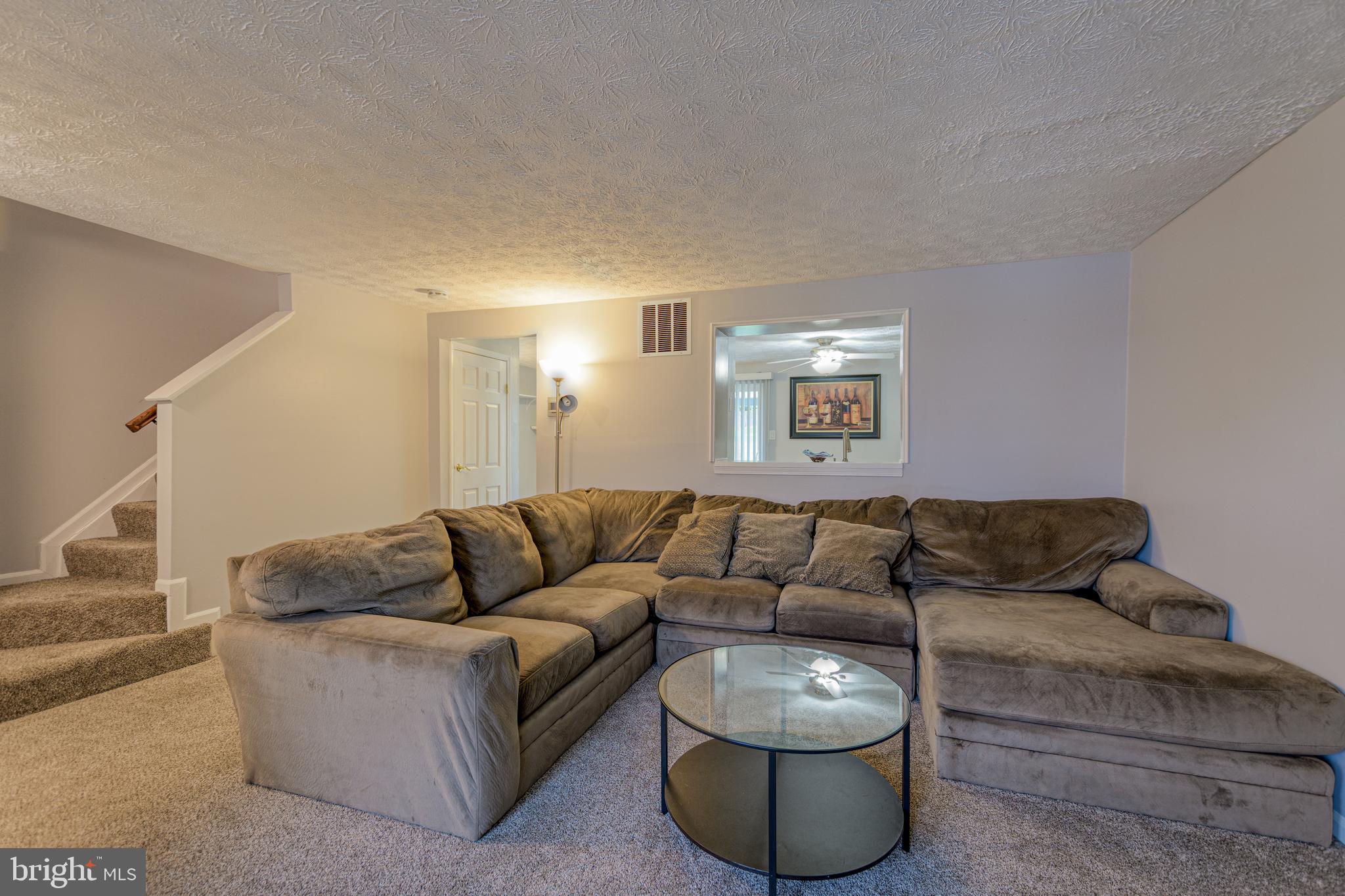 20 Greenleaf Road Baltimore, MD 21234 - Photo 5 of 32 Gallery Image 5