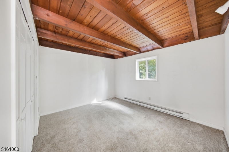 7 Winding Hill Road Vernon, NJ 07462 - Photo 12 of 31 Gallery Image 12