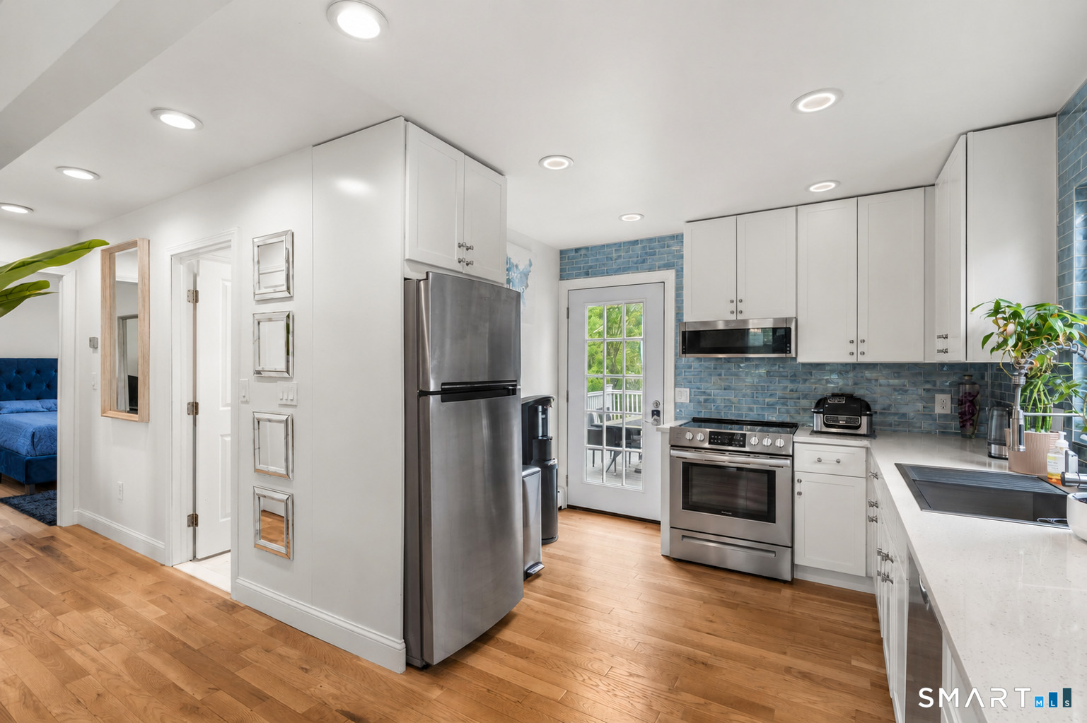 141 Rood Avenue Windsor, CT 06095 - Photo 7 of 37 KITCHEN
