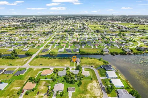 $419,800 | 908 Northeast 5th Place, Cape Coral, FL 33909