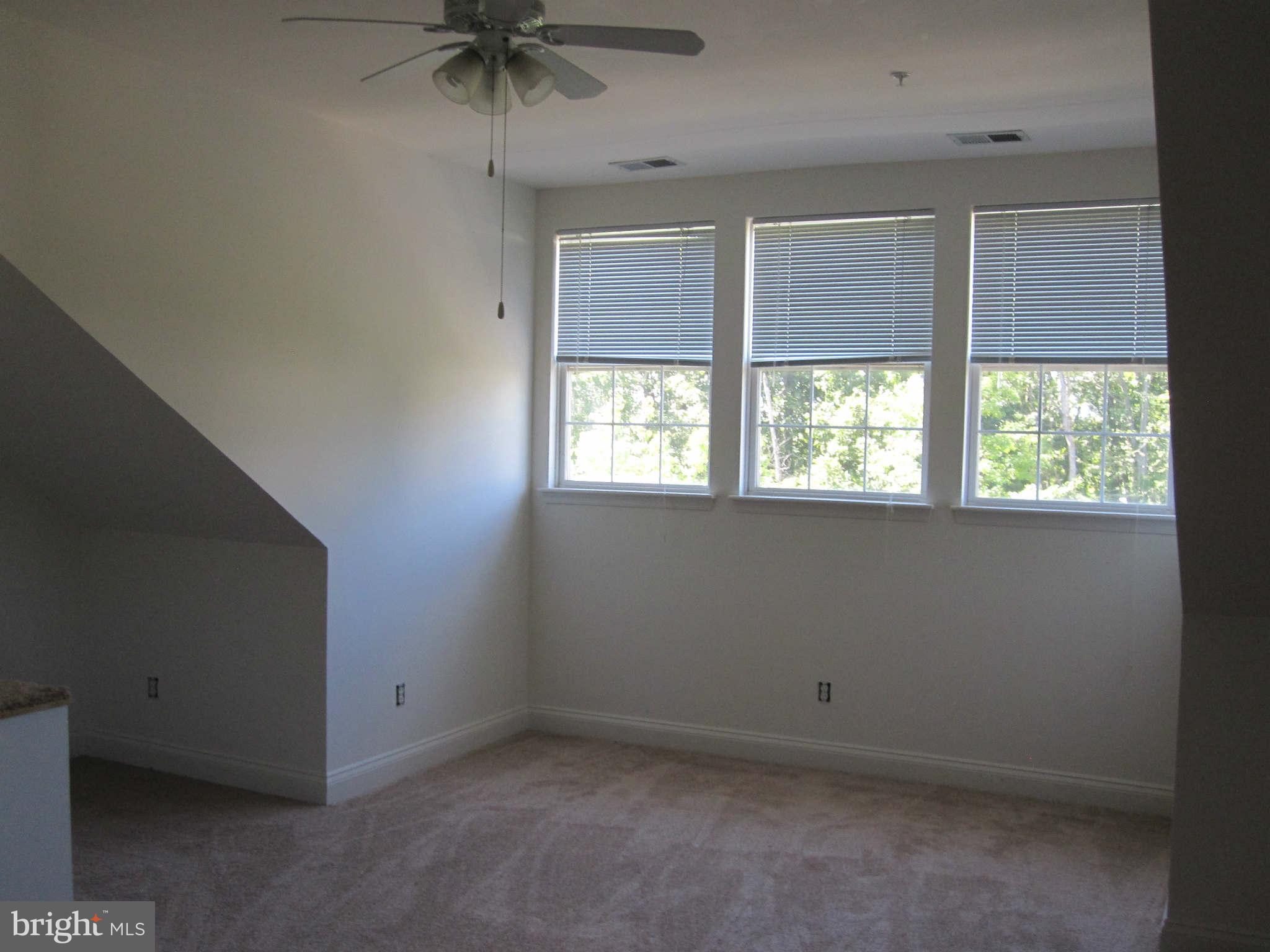 2729 Middle Neck Road Odenton, MD 21113 - Photo 12 of 23 Bedroom (Master)