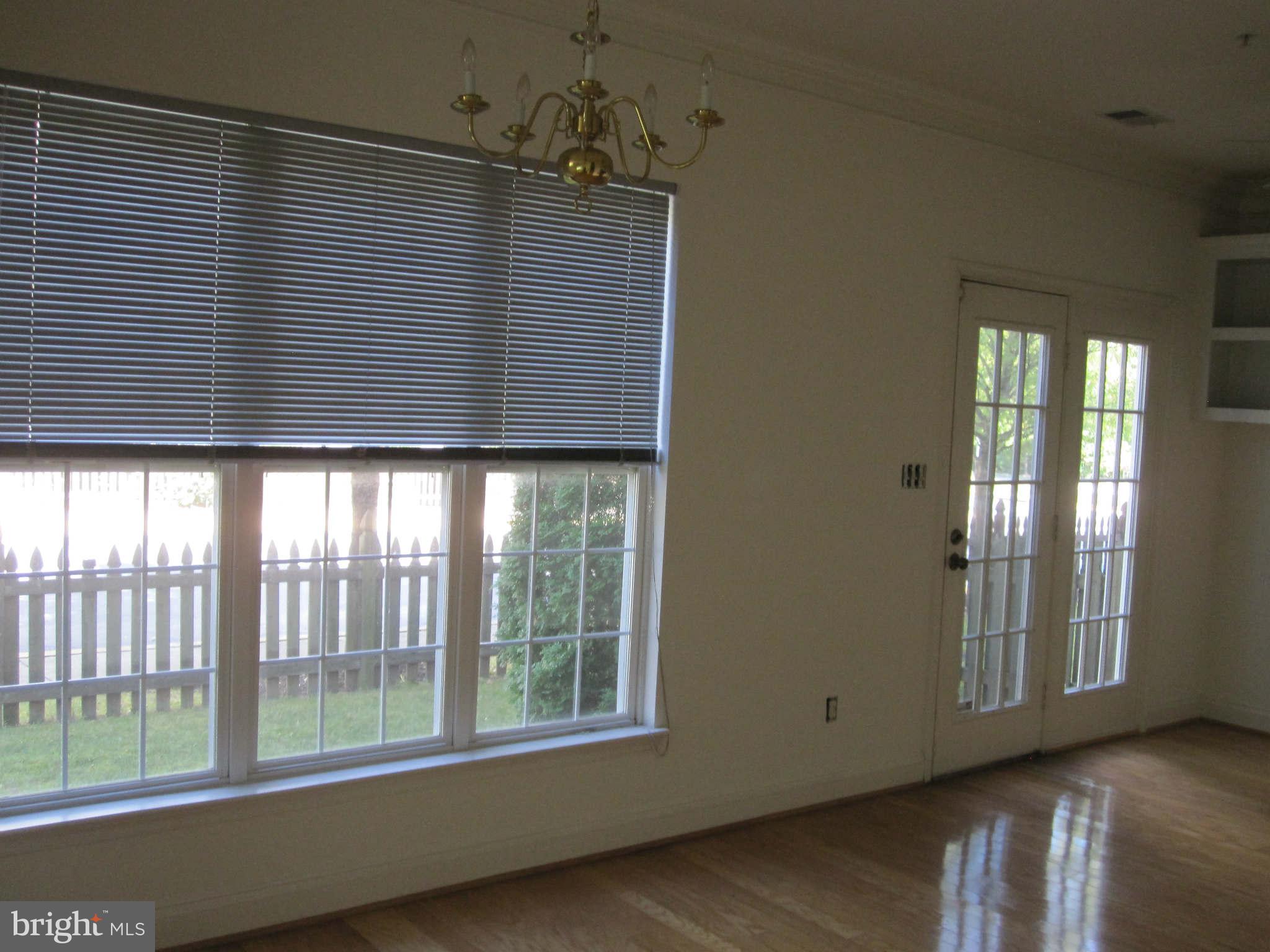 2729 Middle Neck Road Odenton, MD 21113 - Photo 5 of 23 Dining Room