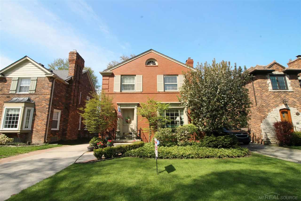 307 McMillan Road Grosse Pointe Farms, MI 48236 - Photo 1 of 48