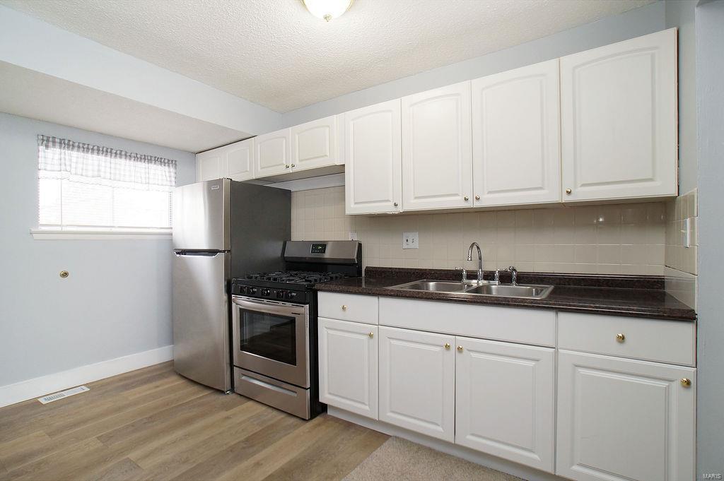 212 Grampian Road St. Louis, MO 63137 - Photo 6 of 22 Gallery Image 6