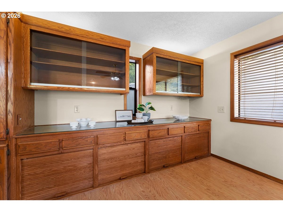 1963 Southwest Myers Place Gresham, OR 97080 - Photo 11 of 46