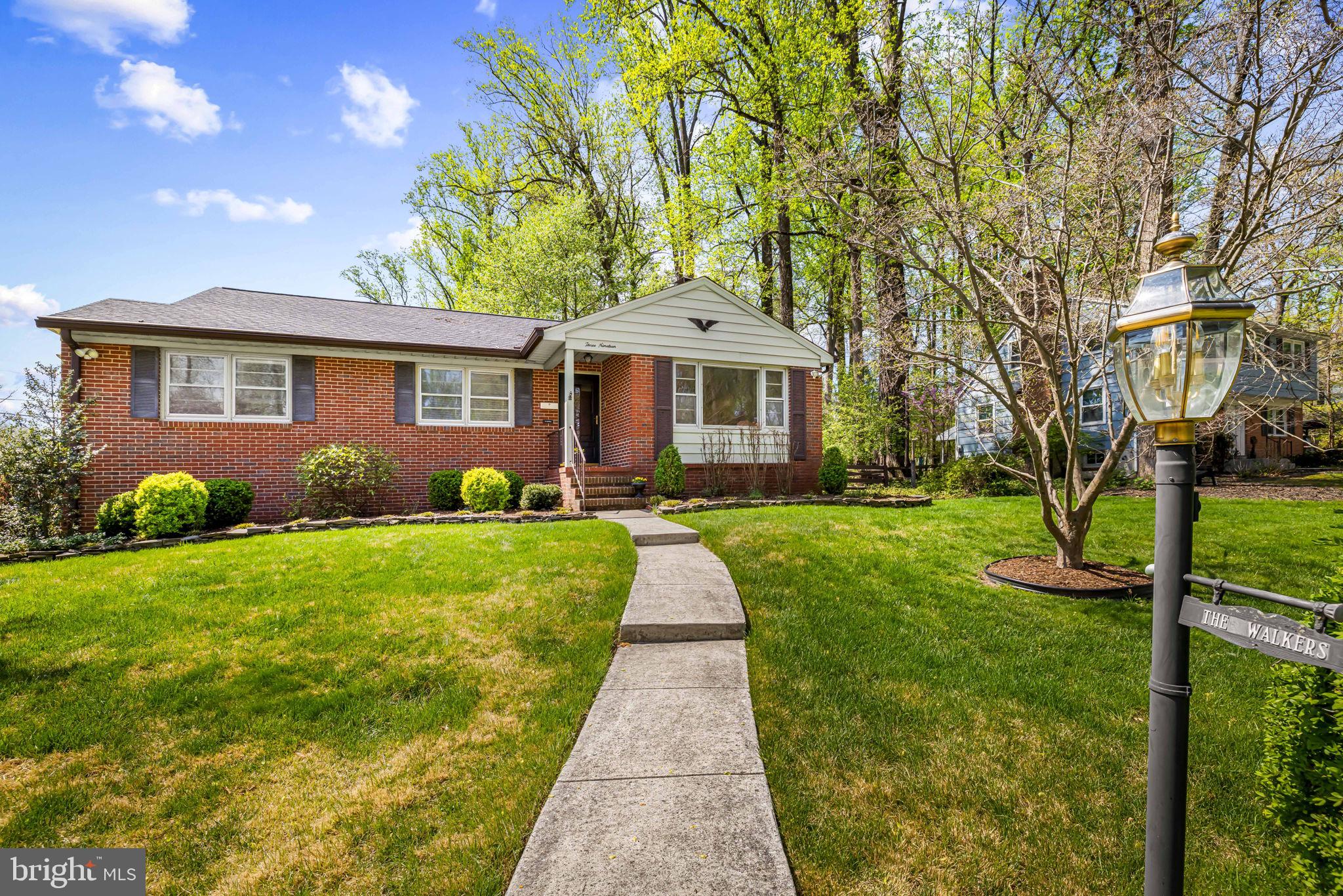 319 Gailridge Road Lutherville-Timonium, MD 21093 - Photo 2 of 56 Front of house