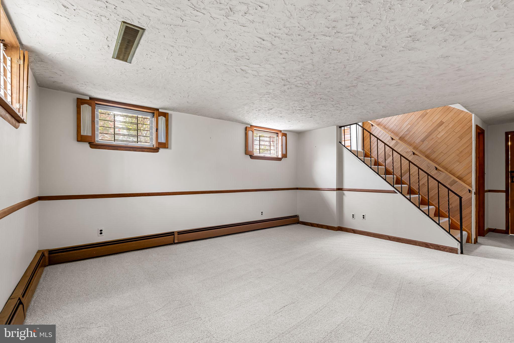 319 Gailridge Road Lutherville-Timonium, MD 21093 - Photo 35 of 56 Family room