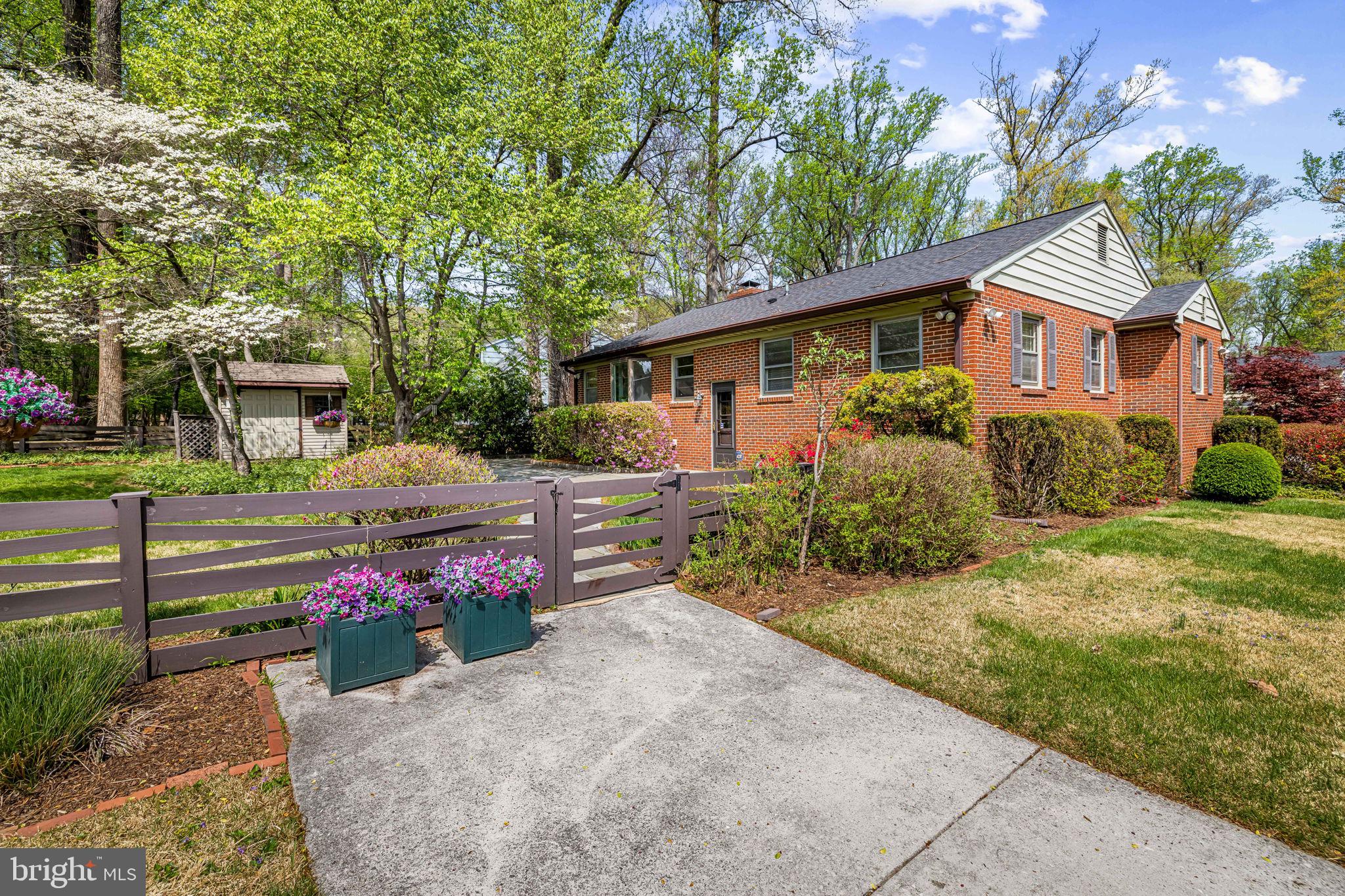 319 Gailridge Road Lutherville-Timonium, MD 21093 - Photo 48 of 56 Fenced backyard