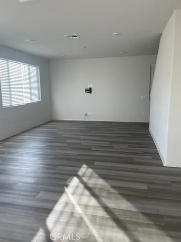 $3,200 | 31751 Woodbank Way, Winchester, CA 92596