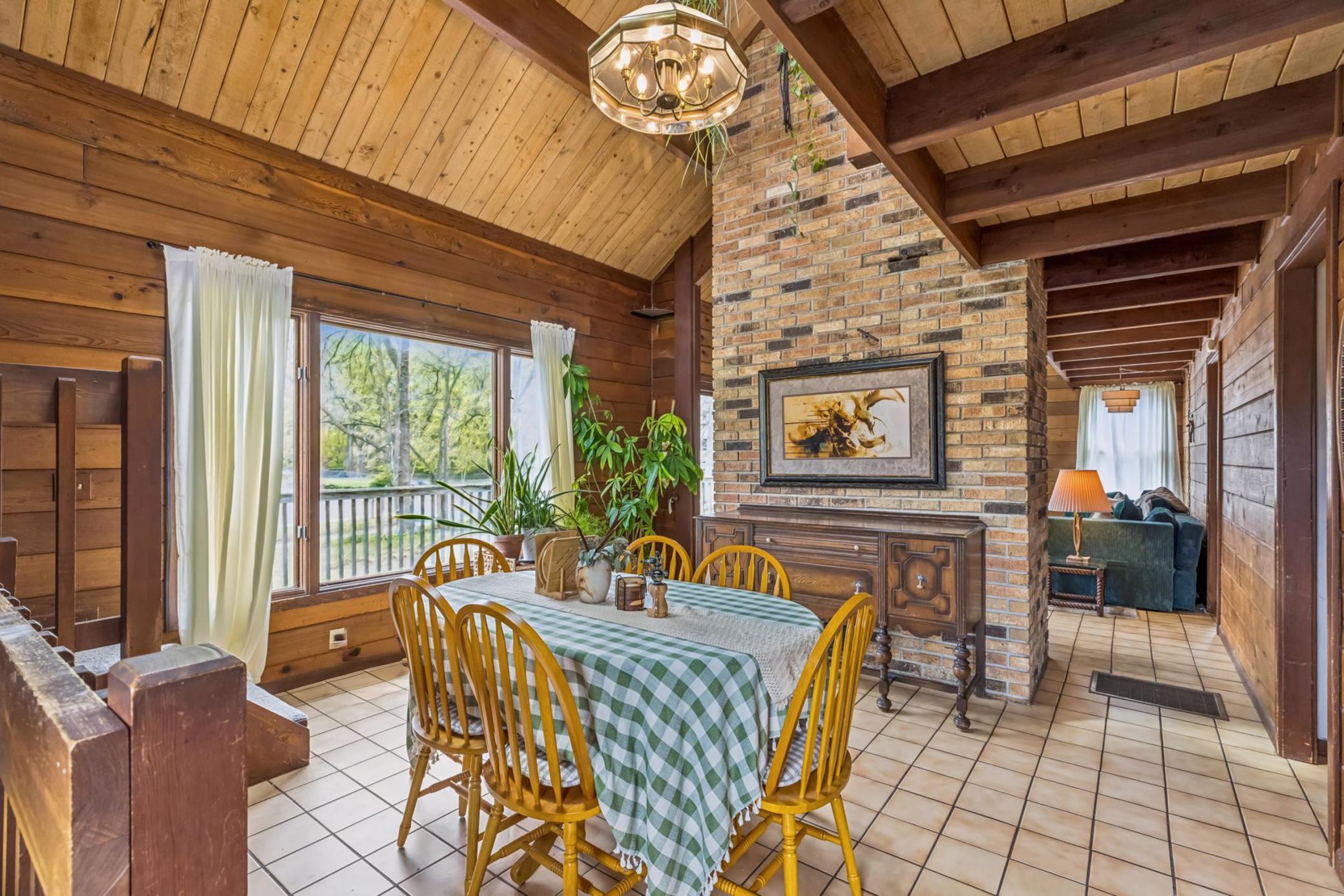 579 County Rd B East Maplewood, MN 55117 - Photo 4 of 31