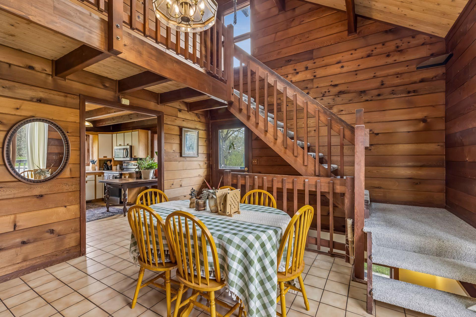 579 County Rd B East Maplewood, MN 55117 - Photo 5 of 31