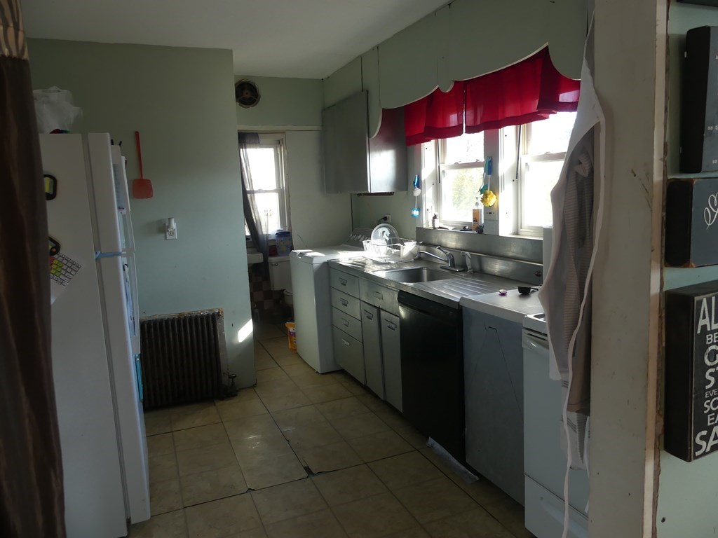 148-150 Merrymount Road Quincy, MA 02169 - Photo 5 of 14 Gallery Image 5