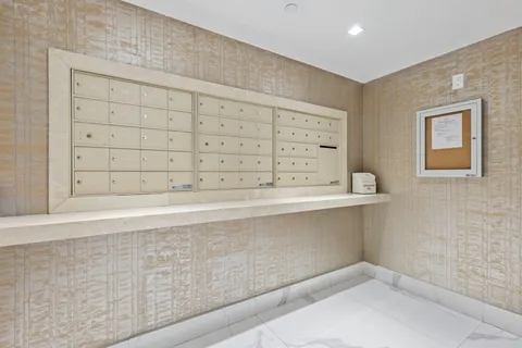 $585,000 | 3440 South Ocean Boulevard, Unit 107S, Palm Beach, FL 33480