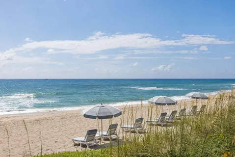 $585,000 | 3440 South Ocean Boulevard, Unit 107S, Palm Beach, FL 33480