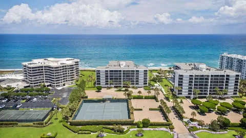$585,000 | 3440 South Ocean Boulevard, Unit 107S, Palm Beach, FL 33480