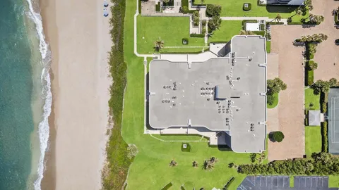 $585,000 | 3440 South Ocean Boulevard, Unit 107S, Palm Beach, FL 33480
