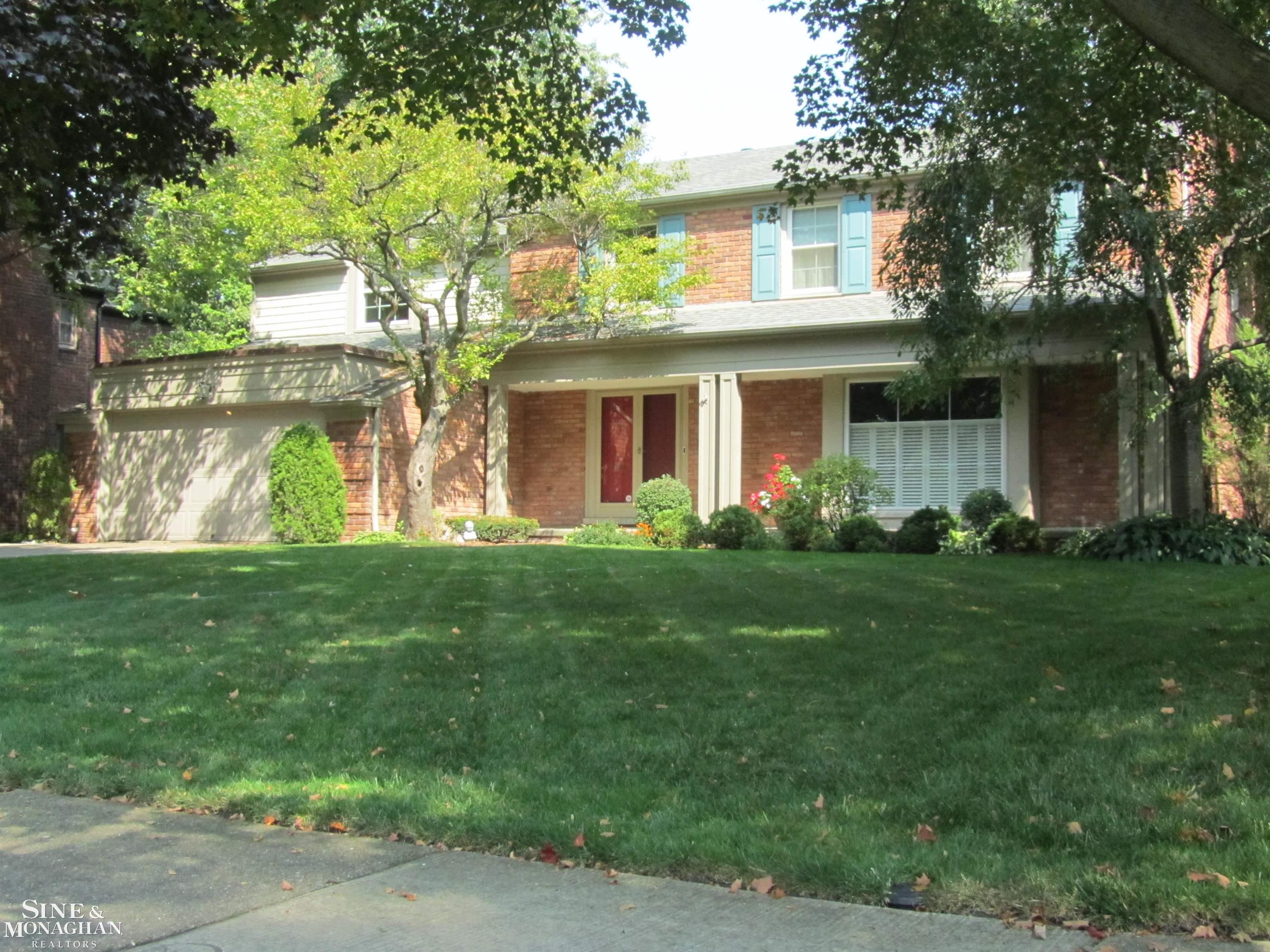 660 Pemberton