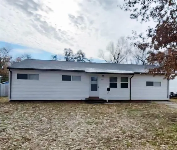 $145,000 | 205 West Washington Street, Frontenac, KS 66763