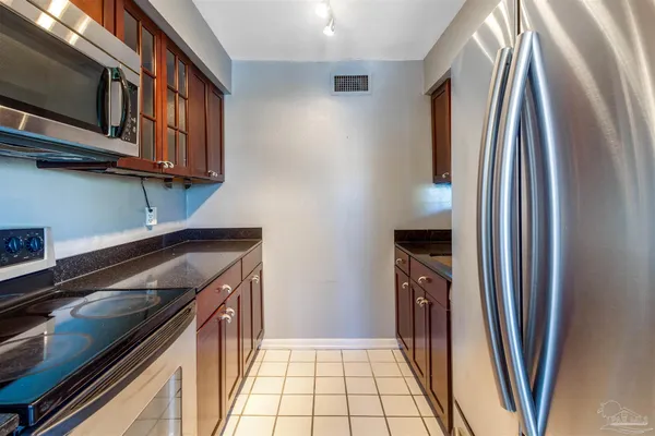 $144,900 | 600 Scenic Highway, Unit 304, Pensacola, FL 32503