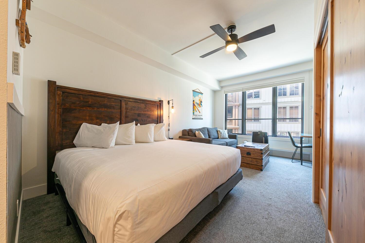 1750 Village East Road, Unit 5314 316 Olympic Valley, CA 96146 - Photo 20 of 28 a spacious bedroom with a bed and large window