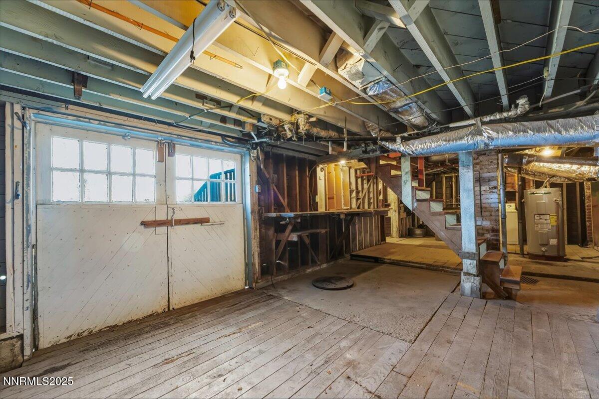 1140 The Strand Reno, NV 89503 - Photo 14 of 19 a view of a room with wooden walls