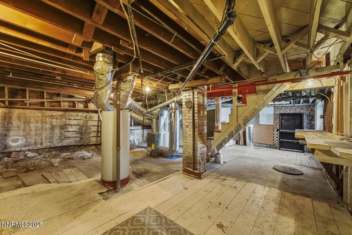 1140 The Strand Reno, NV 89503 - Photo 17 of 19 a view of a garage with wooden table and chairs