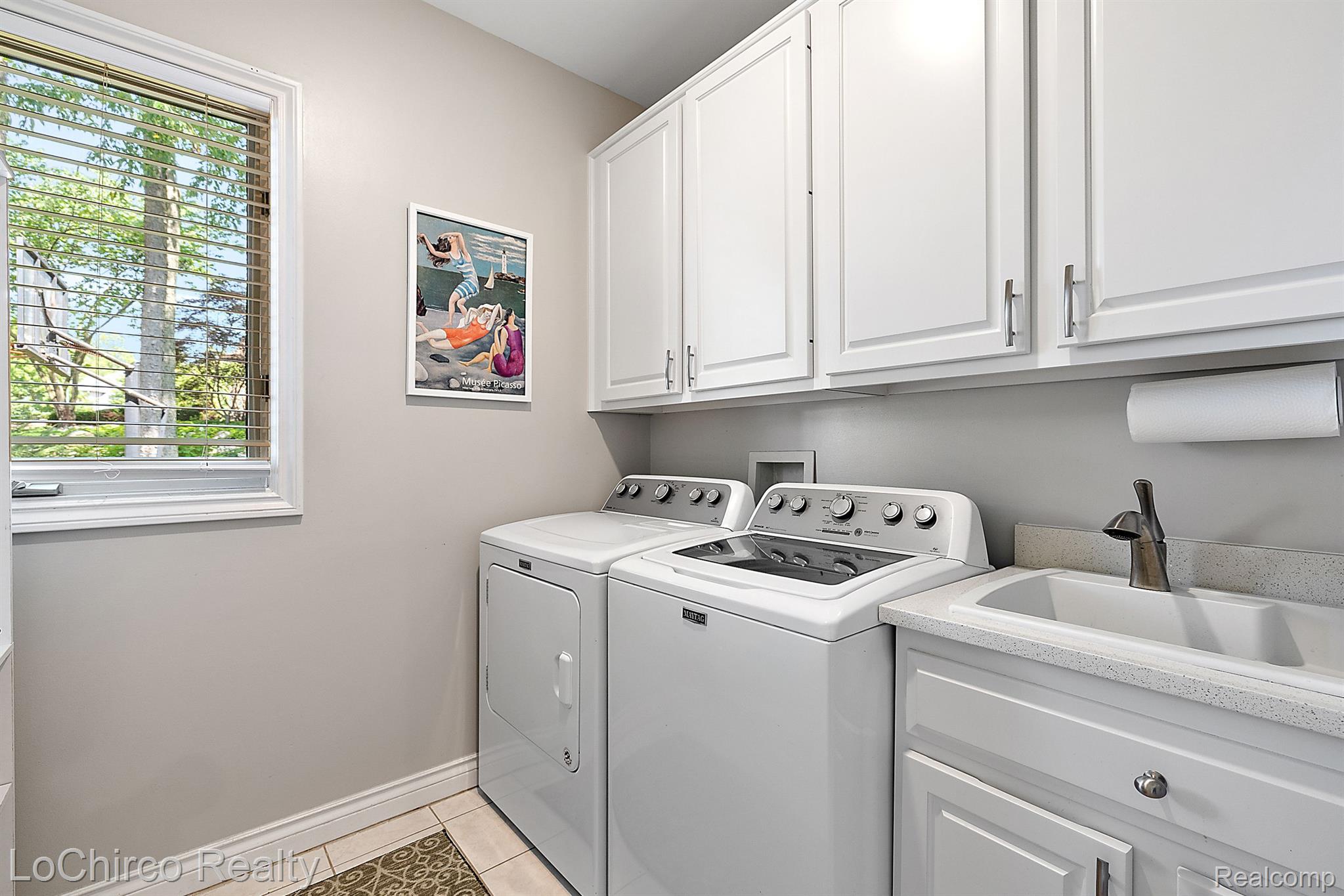 428 Springview Drive Rochester, MI 48307 - Photo 39 of 73 Gallery Image 39