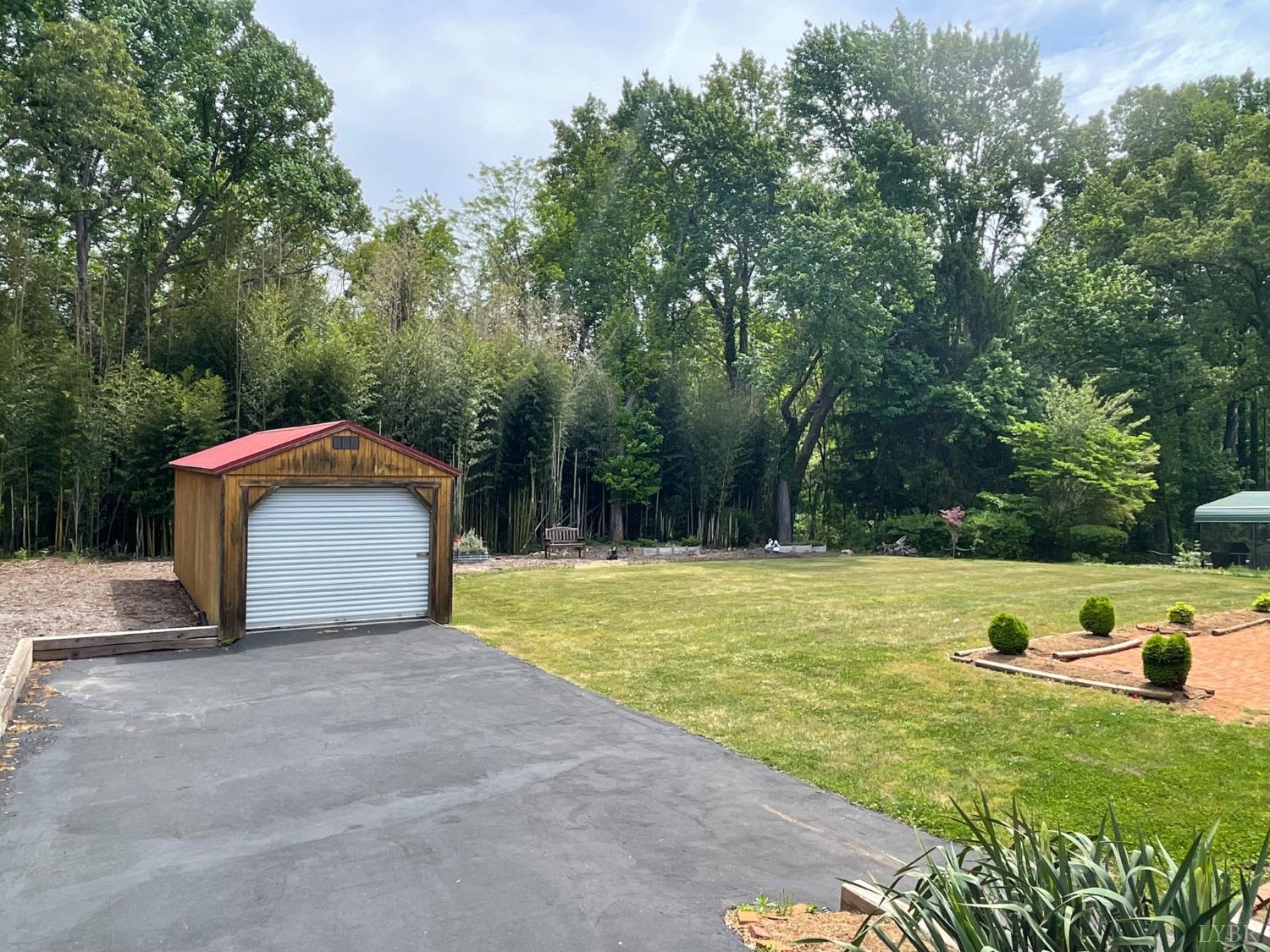 272 Ridge Drive Amherst, VA 24521 - Photo 32 of 39