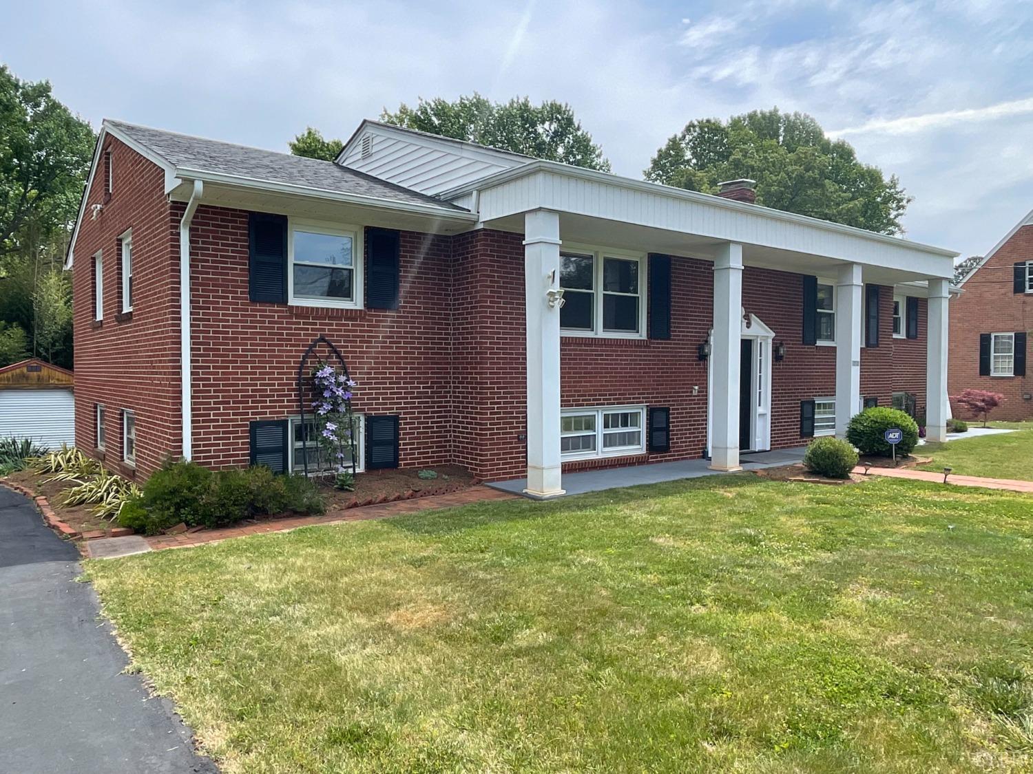 272 Ridge Drive Amherst, VA 24521 - Photo 5 of 39