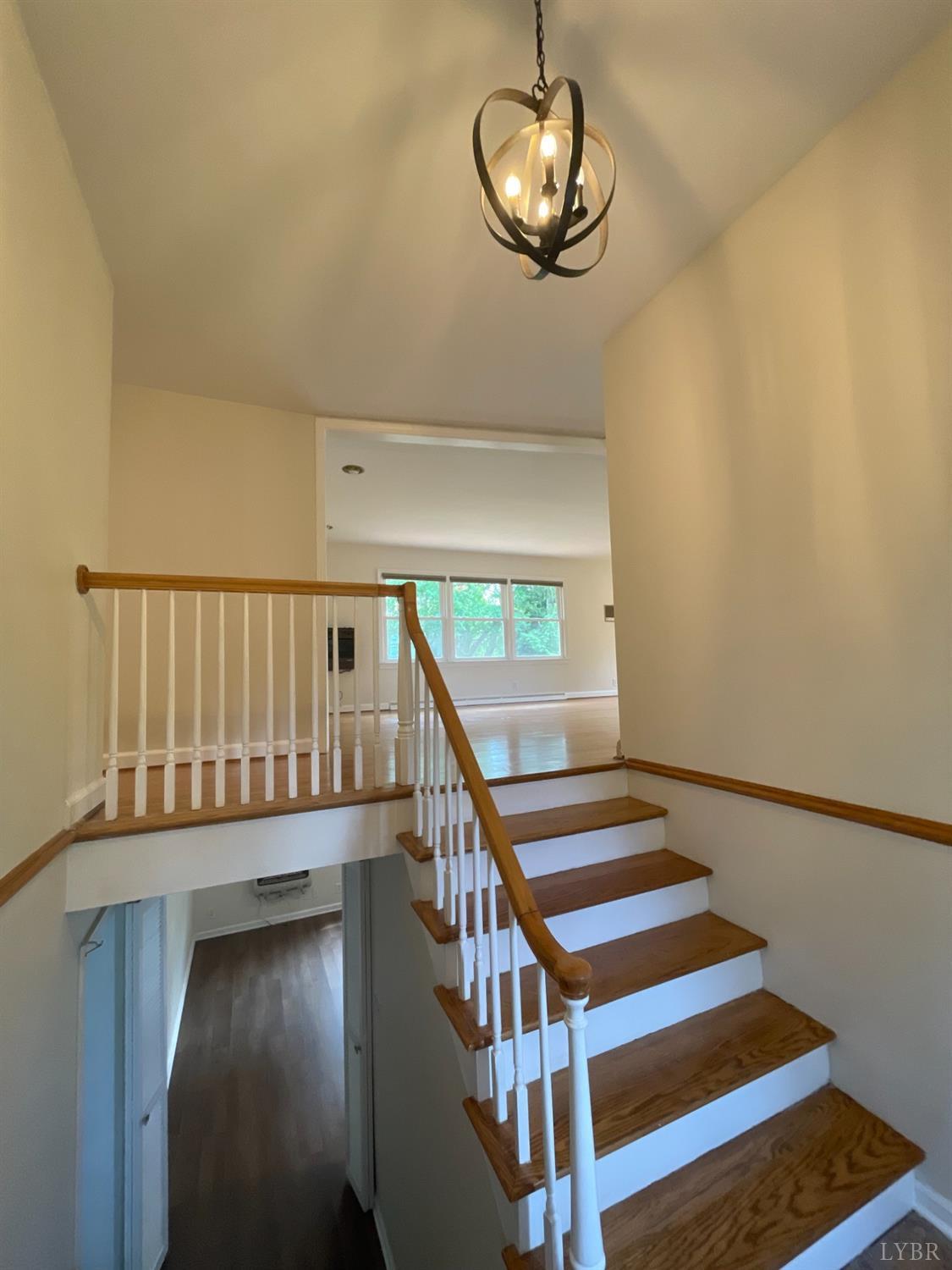 272 Ridge Drive Amherst, VA 24521 - Photo 6 of 39