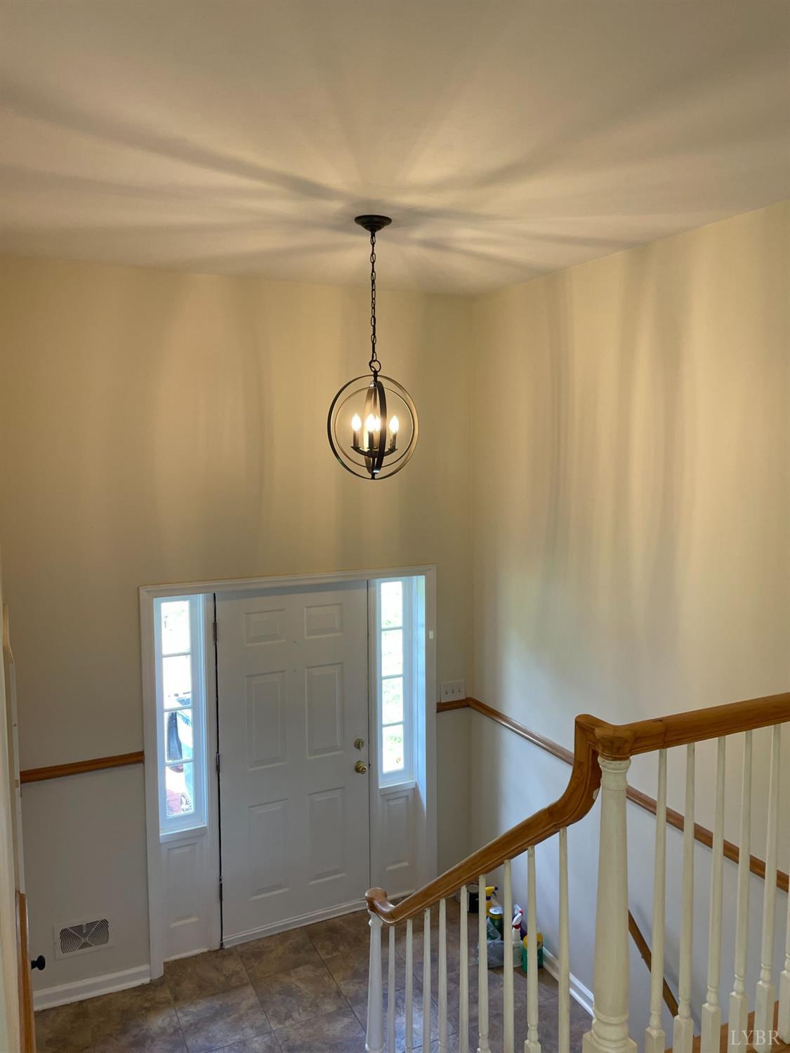 272 Ridge Drive Amherst, VA 24521 - Photo 7 of 39