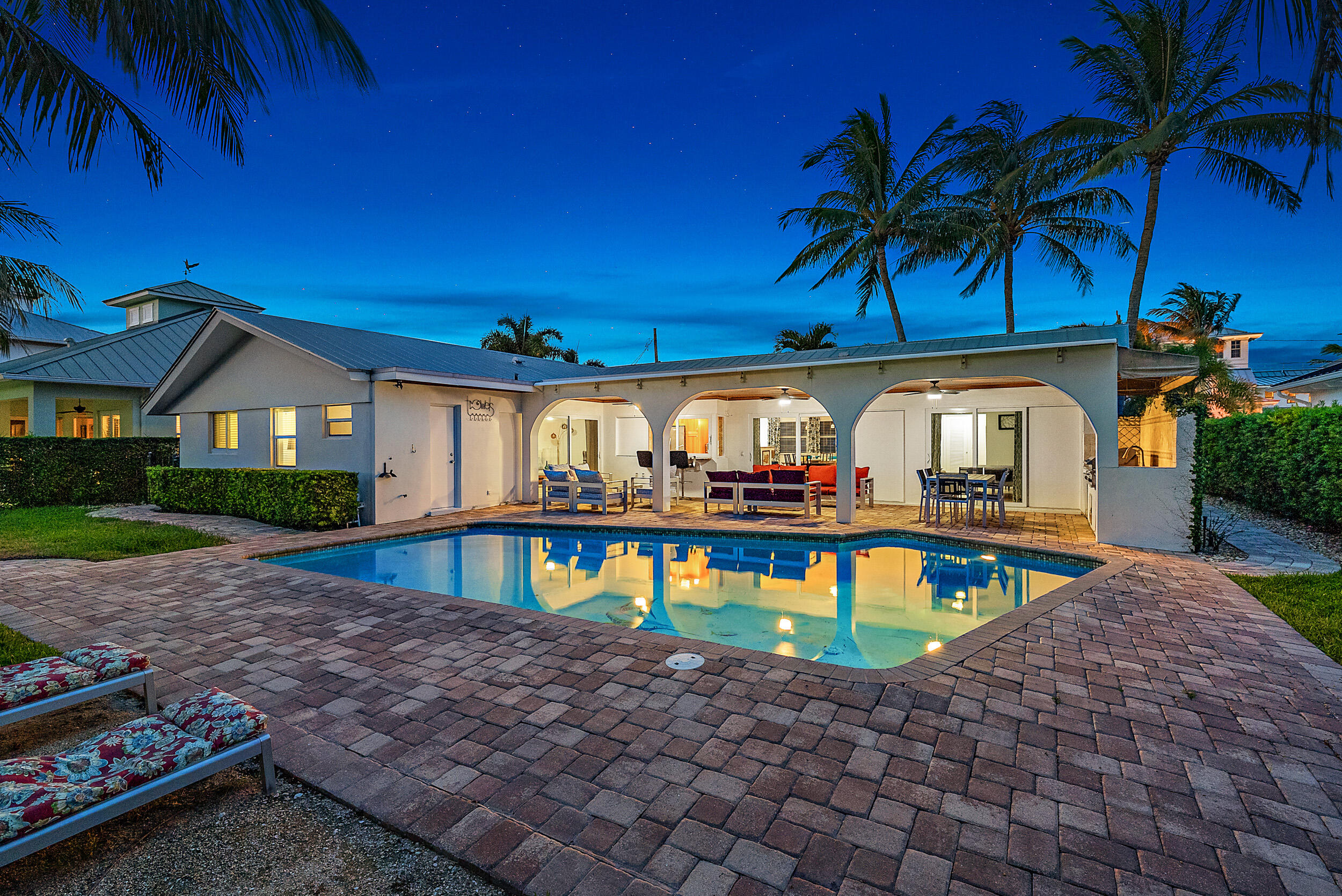 19165 Waterway Road Jupiter, FL 33469 - Photo 3 of 49 Exterior back Twilight