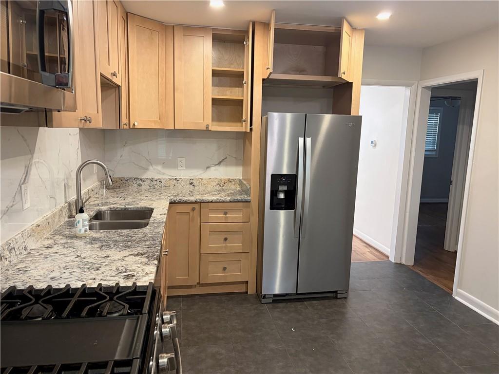 213 Buchanan Terrace, Unit 2 Decatur, GA 30030 - Photo 8 of 19 Gallery Image 8