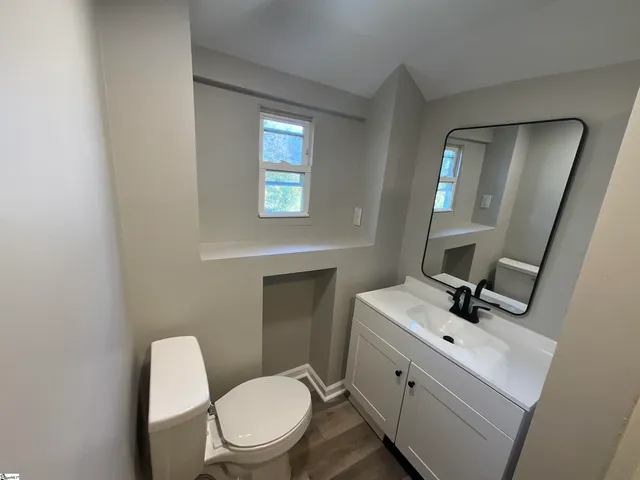 $199,998 | 505 East Robinson Street, Gaffney, SC 29340