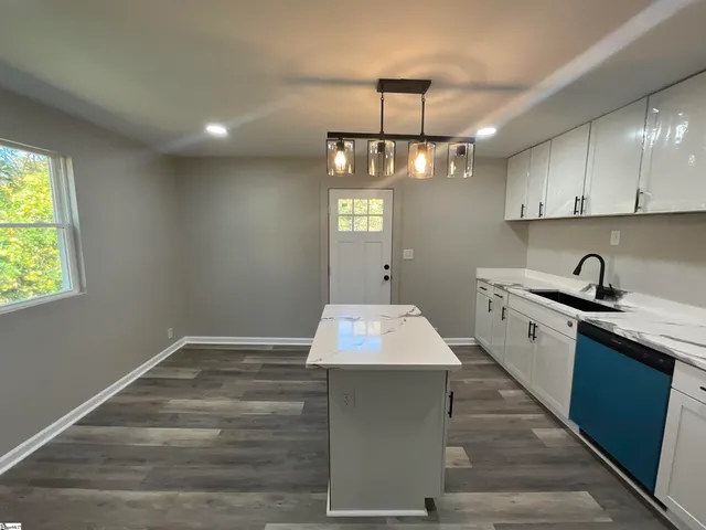 $199,998 | 505 East Robinson Street, Gaffney, SC 29340