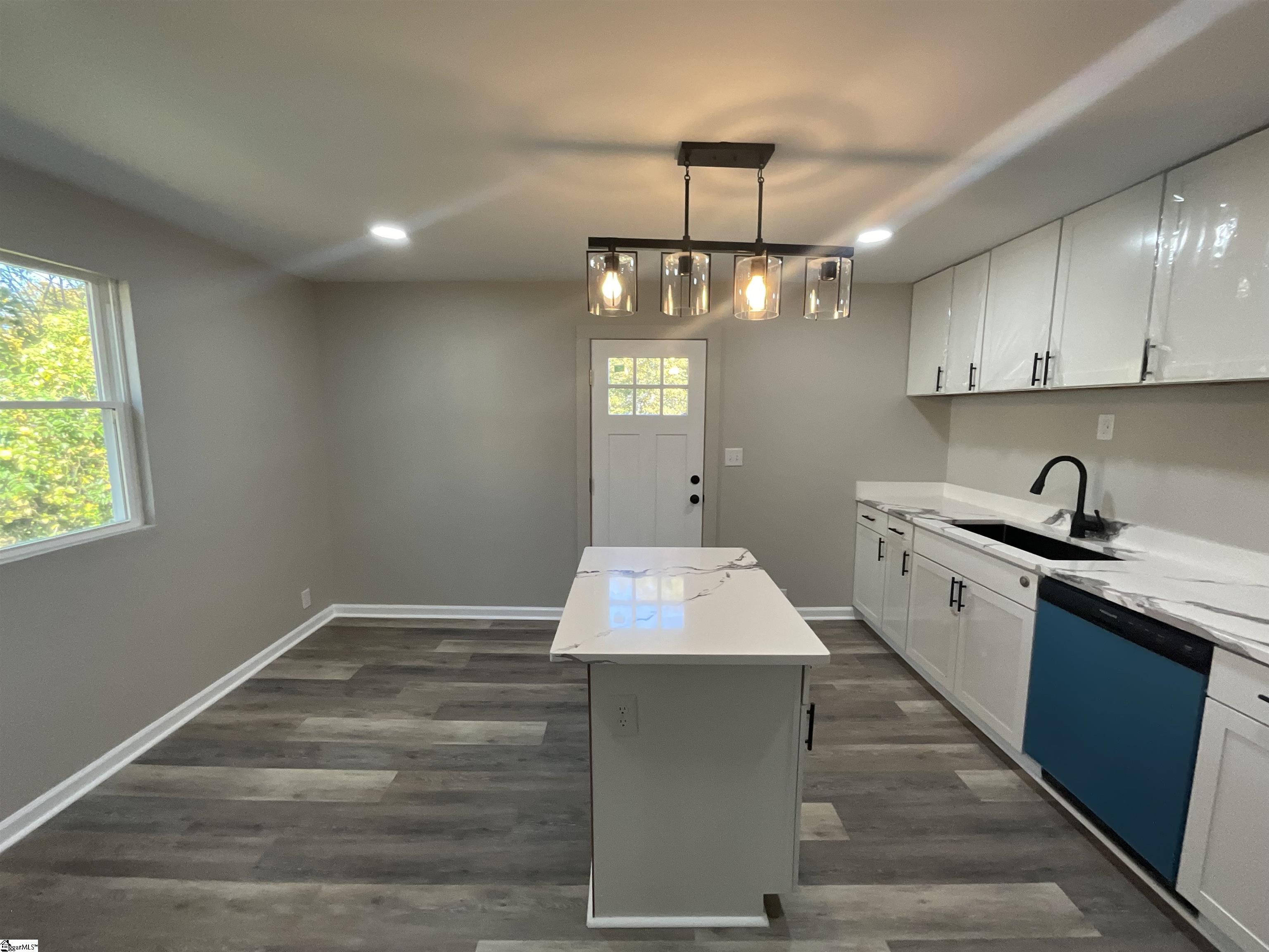 505 East Robinson Street Gaffney, SC 29340 - Photo 7 of 25