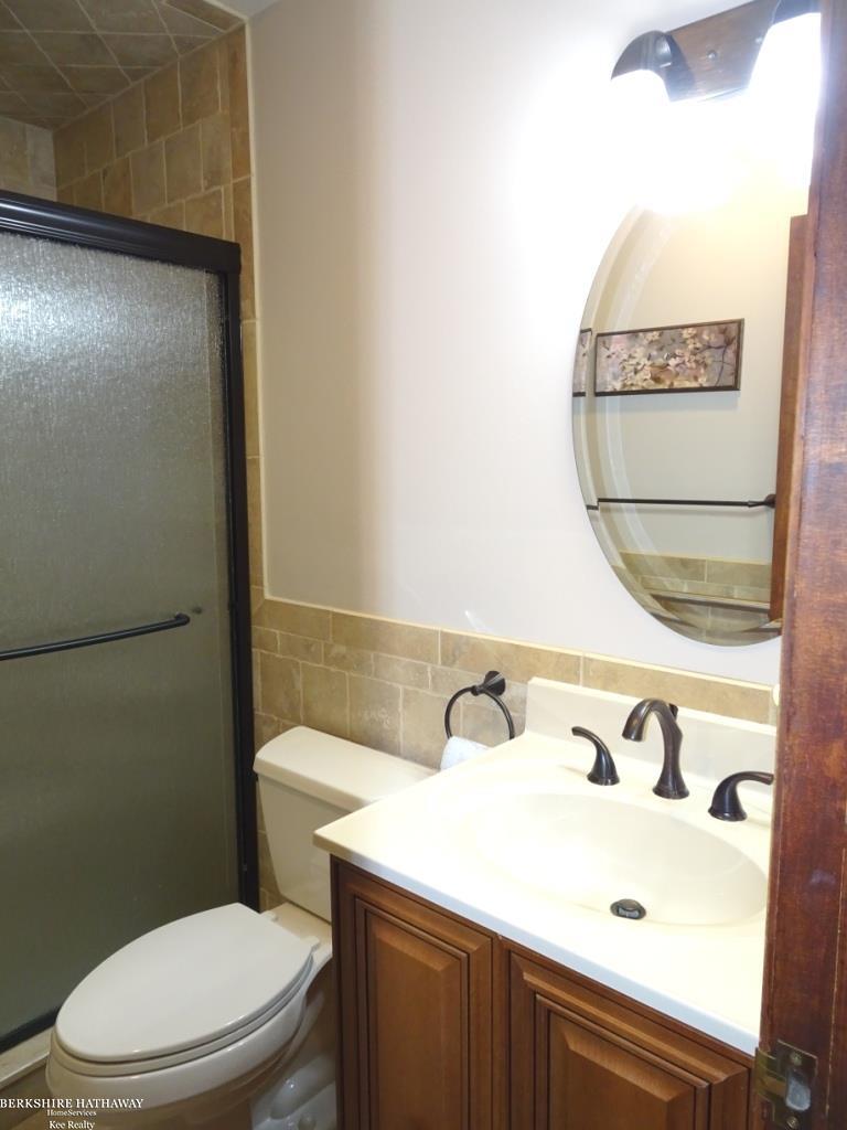 18247 Stephens Eastpointe, MI 48021 - Photo 12 of 53 Gallery Image 12