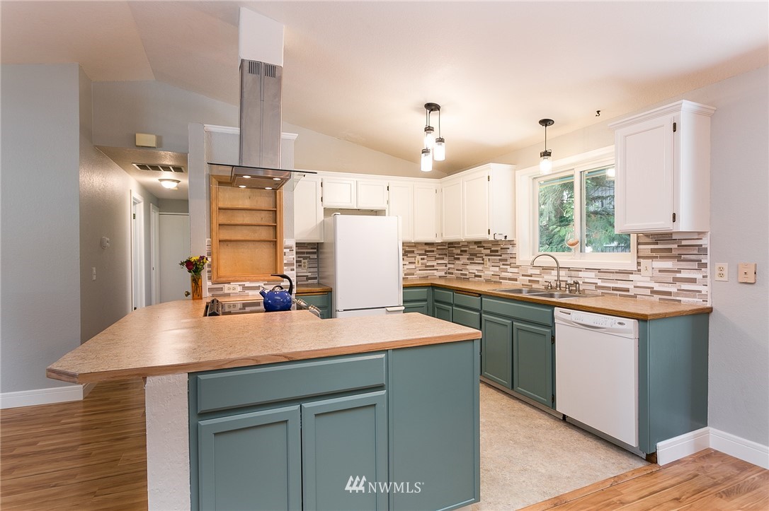 3874 Robby Court Bellingham, WA 98226 - Photo 10 of 24