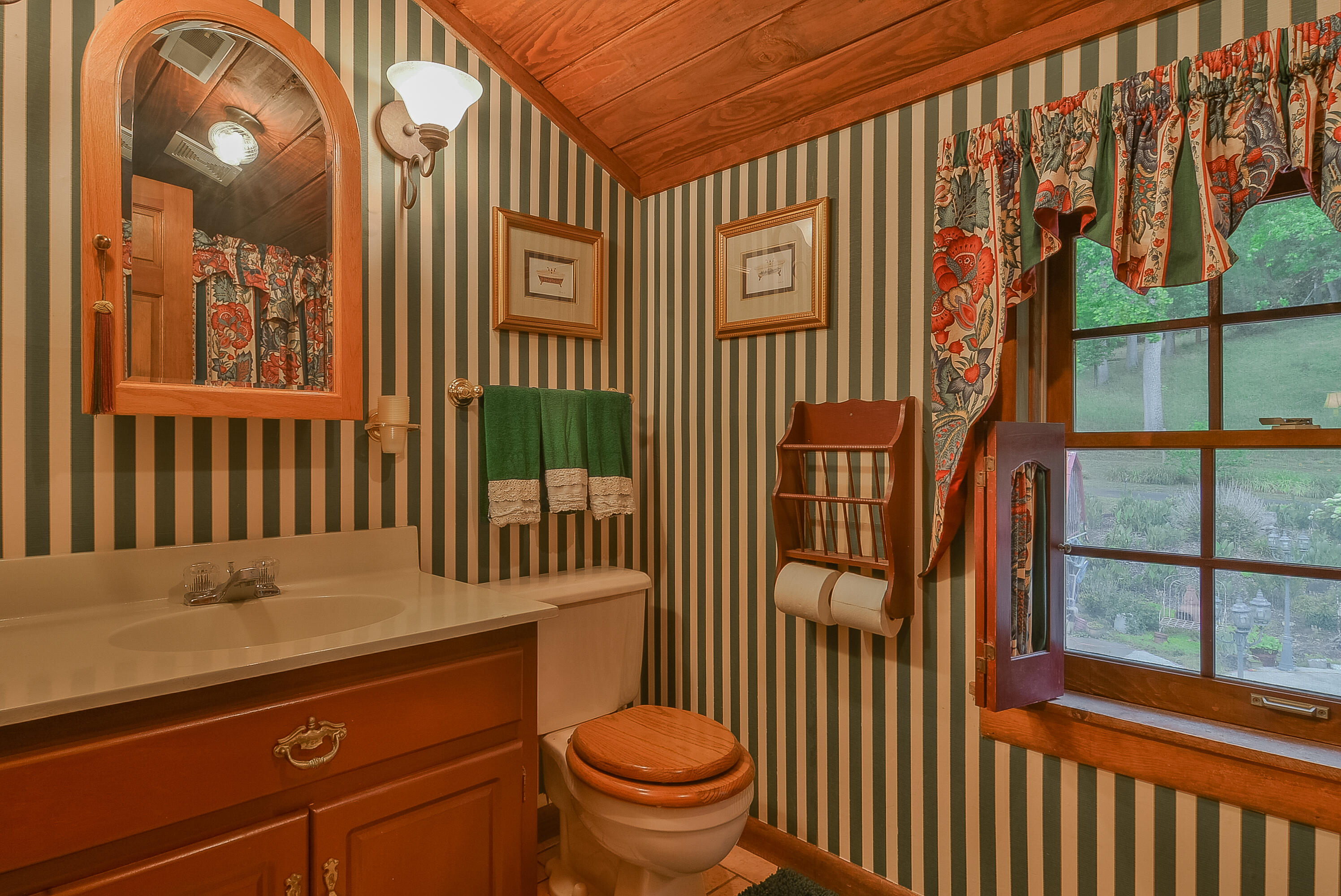 158 Pete Slagle Road Watauga, TN 37694 - Photo 54 of 70 TRB_3428