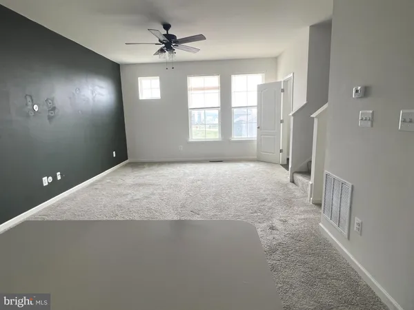 $2,100 | 123 Charterhouse Street, Falling Waters, WV 25419