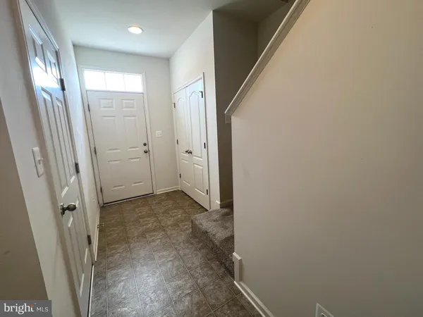 $2,100 | 123 Charterhouse Street, Falling Waters, WV 25419