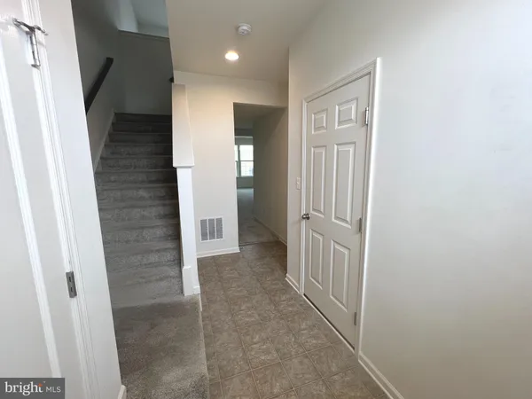 $2,100 | 123 Charterhouse Street, Falling Waters, WV 25419