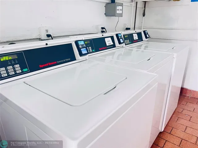 $2,500 | 120 Northeast 20th Avenue, Unit 12, Deerfield Beach, FL 33441