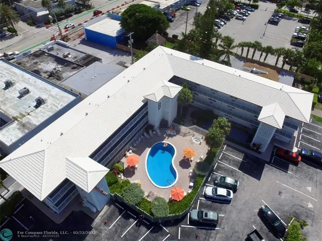 $2,500 | 120 Northeast 20th Avenue, Unit 12, Deerfield Beach, FL 33441